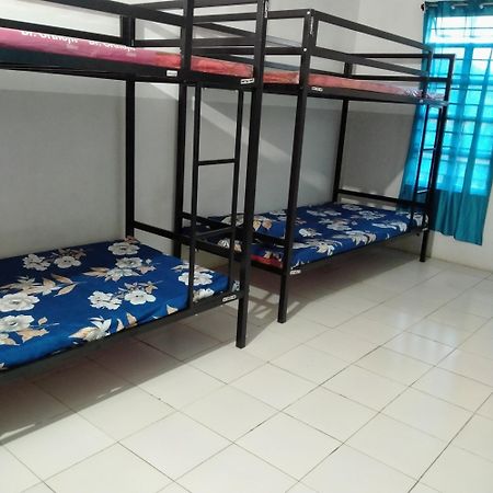 ホテル Traveler House Dimāpur エクステリア 写真