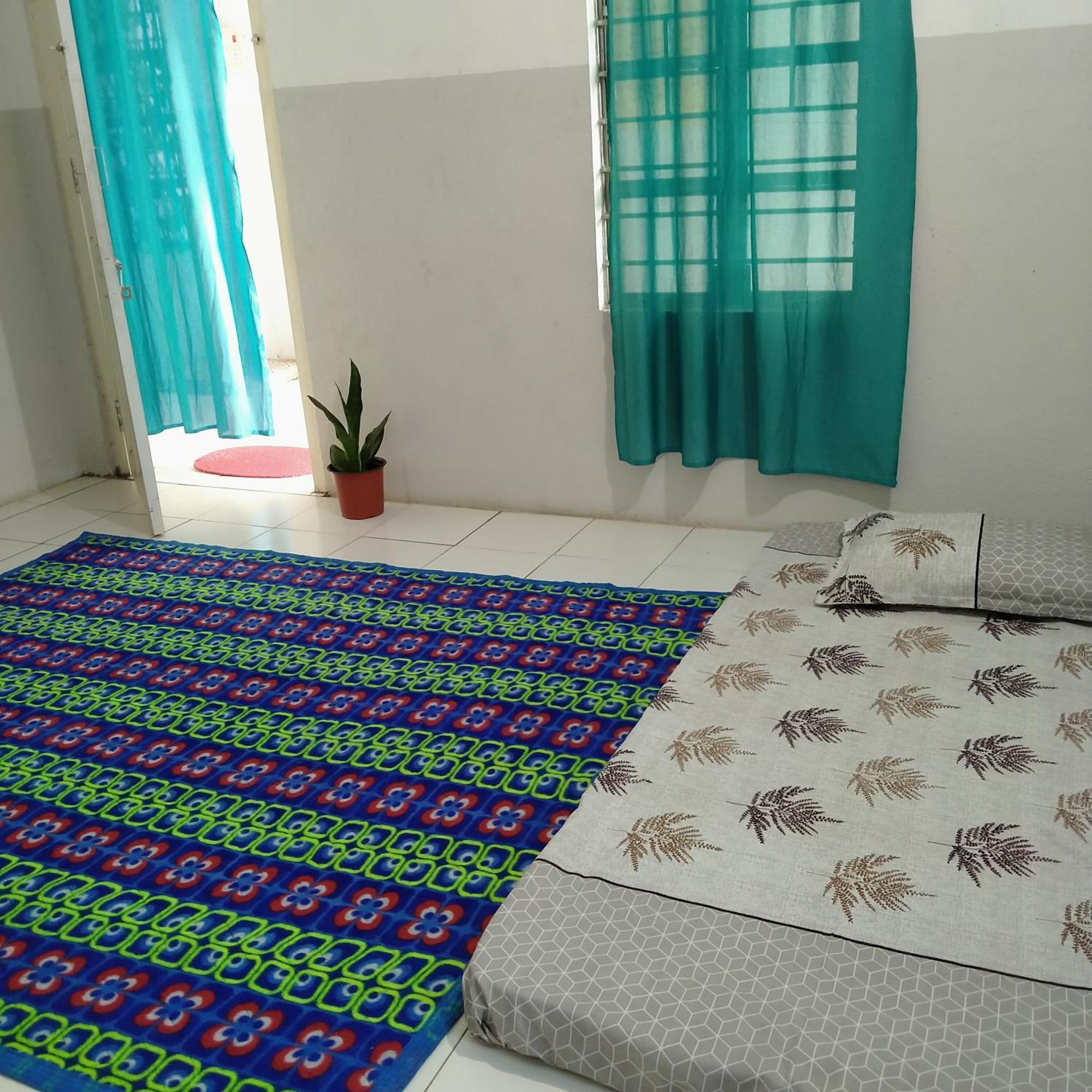 ホテル Traveler House Dimāpur エクステリア 写真